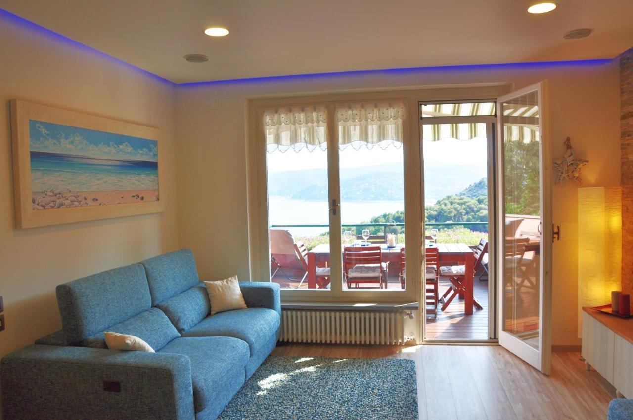 Una Spettacolare Vista Mare - Casa Con Jacuzzi Bergeggi Exterior photo
