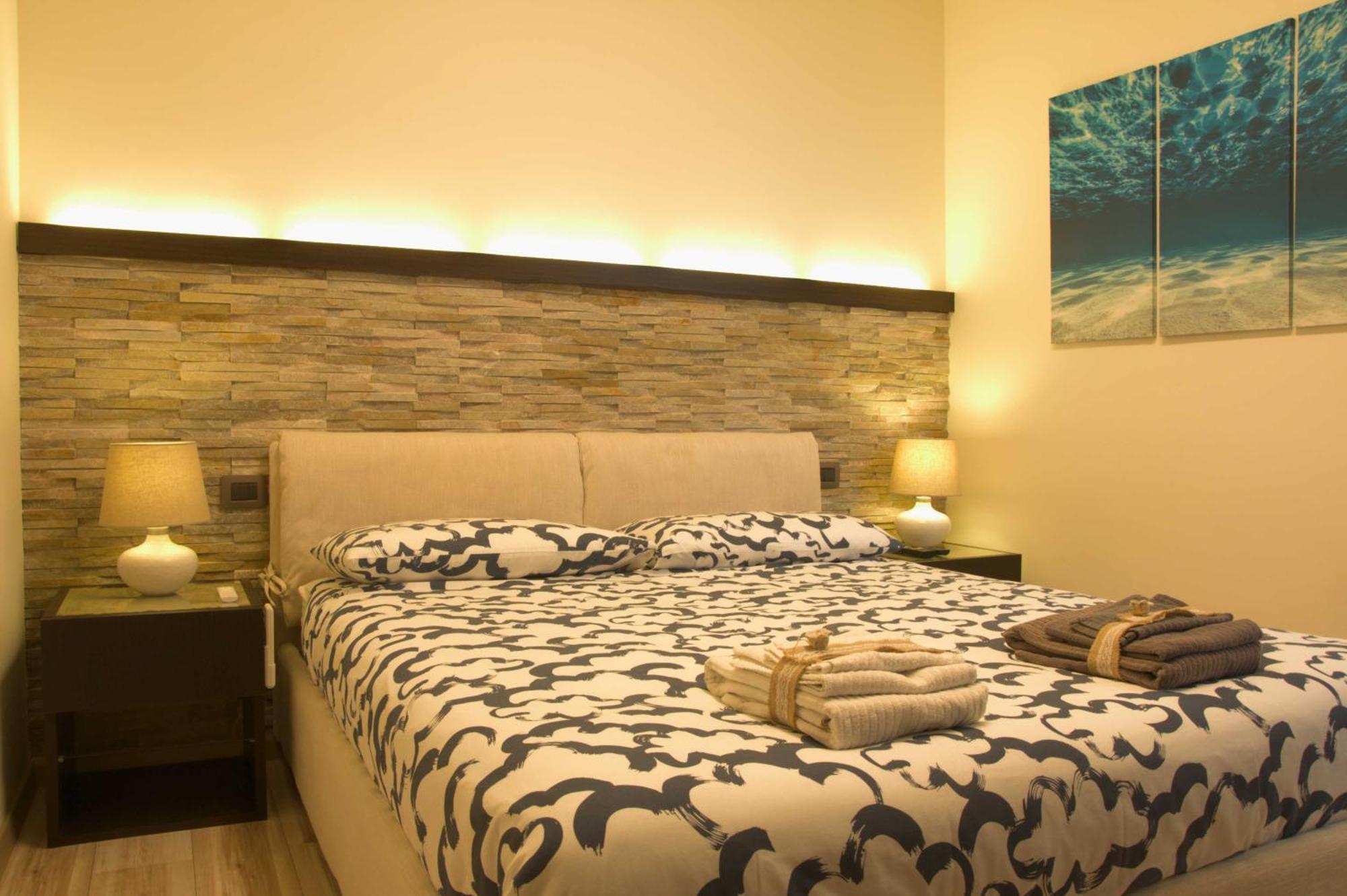 Una Spettacolare Vista Mare - Casa Con Jacuzzi Bergeggi Exterior photo